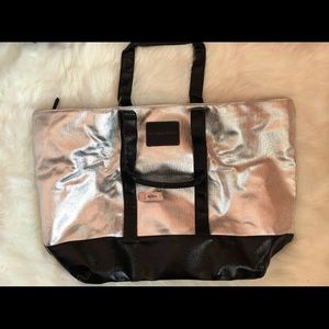 MAKE AN OFFER NWT Victoria’s Secret Tote